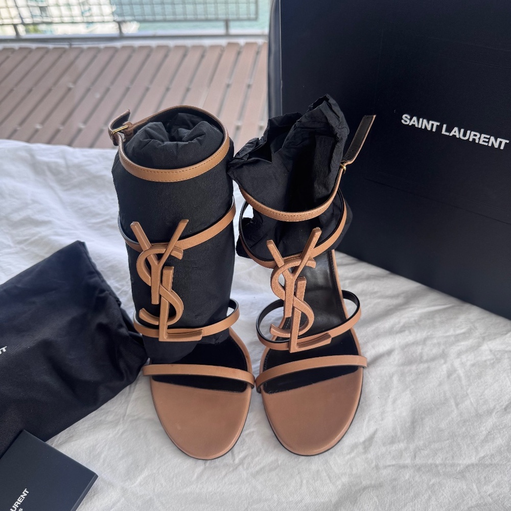 Saint Laurent Cassandra YSL Medallion Stiletto